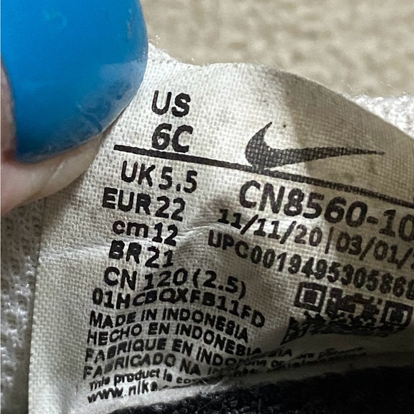 Nike MD Valiant TD Toddler White Black Sneakers ~ Size 6C - Picture 7 of 7